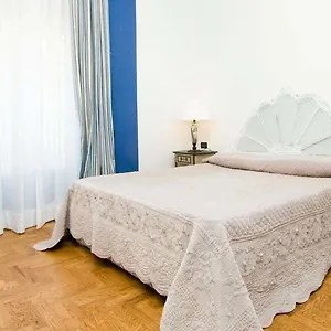 Linneo 3* Rom