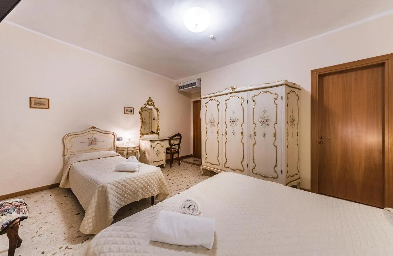 Ca' Leon D'Oro Hotel Venice