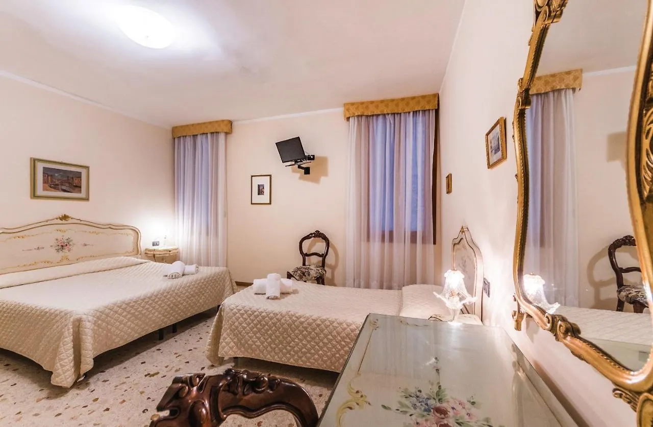 Guest house Ca' Leon D'Oro Hotel Venice