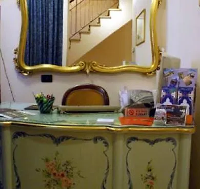*** Guest house Ca' Leon D'Oro Hotel Venice Italy